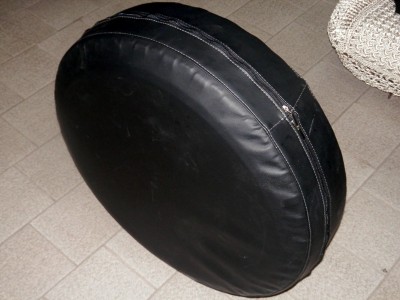 Чехол на запасное колесо джипа(кожзам)