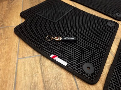 Коврики в салон из EVA (шестиугольник) для Audi A8 D3 Standart base 2002-2010, к-т 4 шт., цвет: чёрный (au-a8-d3-2011--ek)