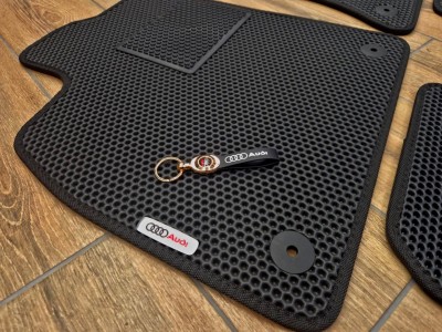 Коврики в салон из EVA (шестиугольник) для Audi Q5 2G 2016->, к-т 4 шт., цвет: чёрный (au-q5-2g-2016-ek)