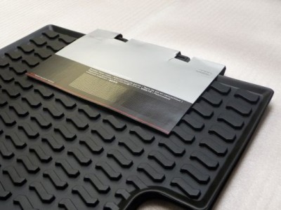 Комплект задних резиновых ковриков для Audi Q3 2011- н.в. 2шт. (Original) (VAG)