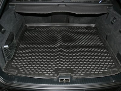Коврик в багажник Novline для BMW 5 Touring (Е 61) 2004-2010, ун. (полиуретан; чёрный; серый)