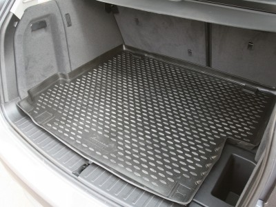 Коврик в багажник Novline для BMW X3 (F 25) 2010-2017, кросс. (полиуретан; черный; бежевый)