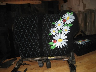 Оригинальные модельные чехлы на сидения для автомобиля Mitsubishi Space Wagon 5 мест/ 7 мест 1998-2004 (материал: твид, кожзам; любые тона)