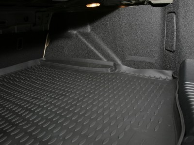 Коврик в багажник Novline для FORD Mondeo 2001-2007, сед, (полиуретан, чёрный)