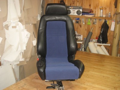 Оригинальные модельные чехлы на сидения для автомобиля Mercedes Vaneo 2001-2005 (материал: твид, кожзам; любые тона)