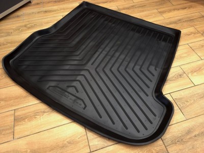 Коврик в багажник Norplast для Volkswagen Passat B5 Combi  1997-2005 (vw-pa-b5-combi-1997-2005-kb)